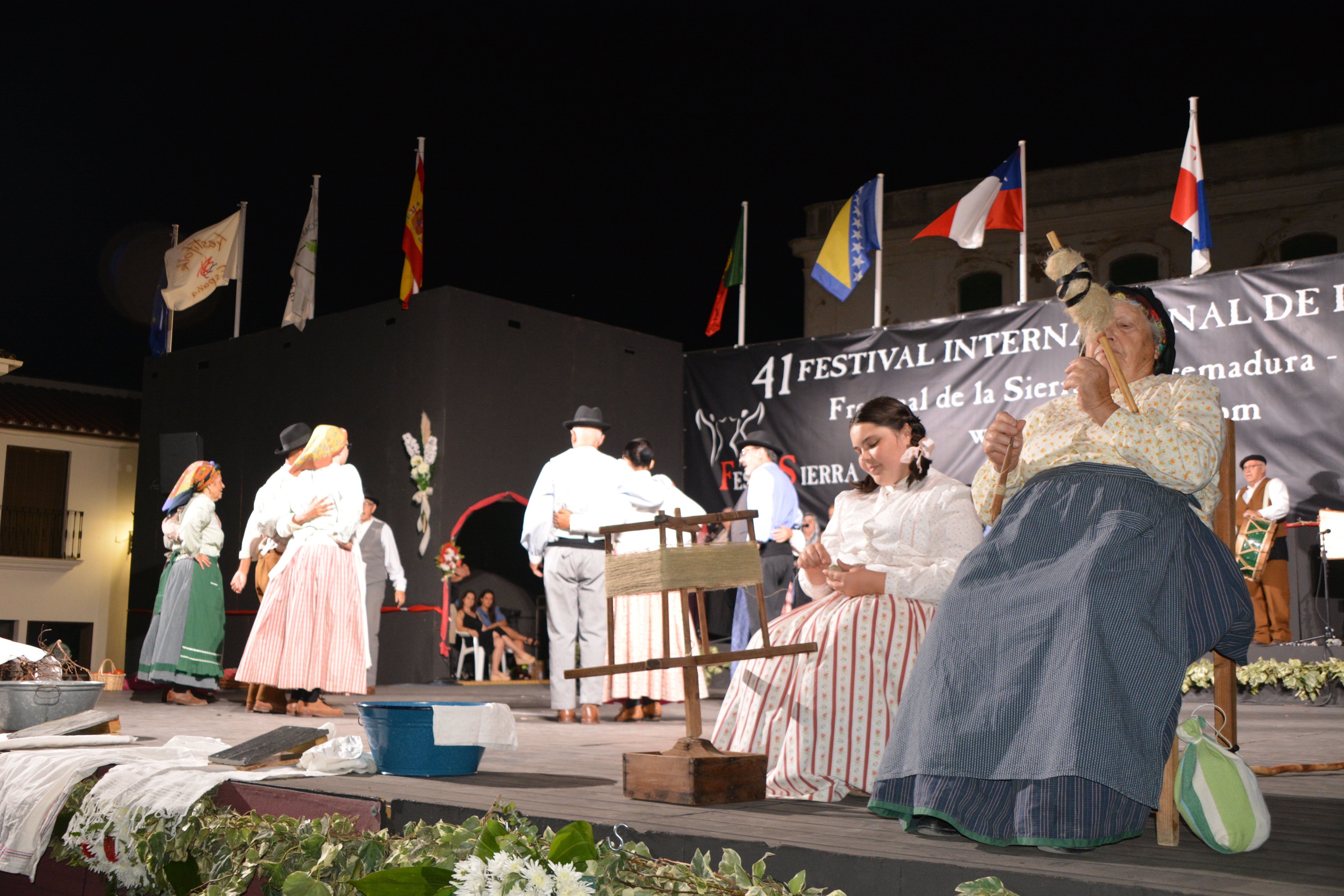 Chile deslumbra entre las agrupaciones internacionales del Festival