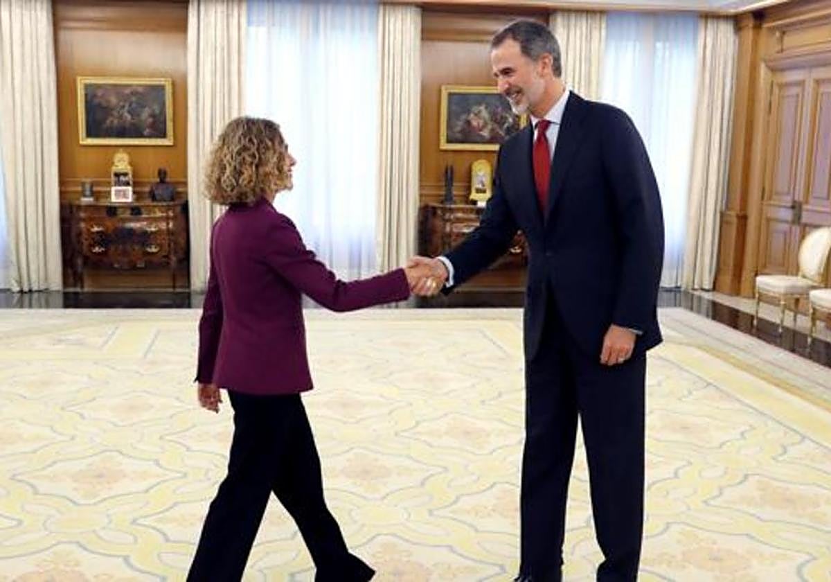 La investidura y el Rey