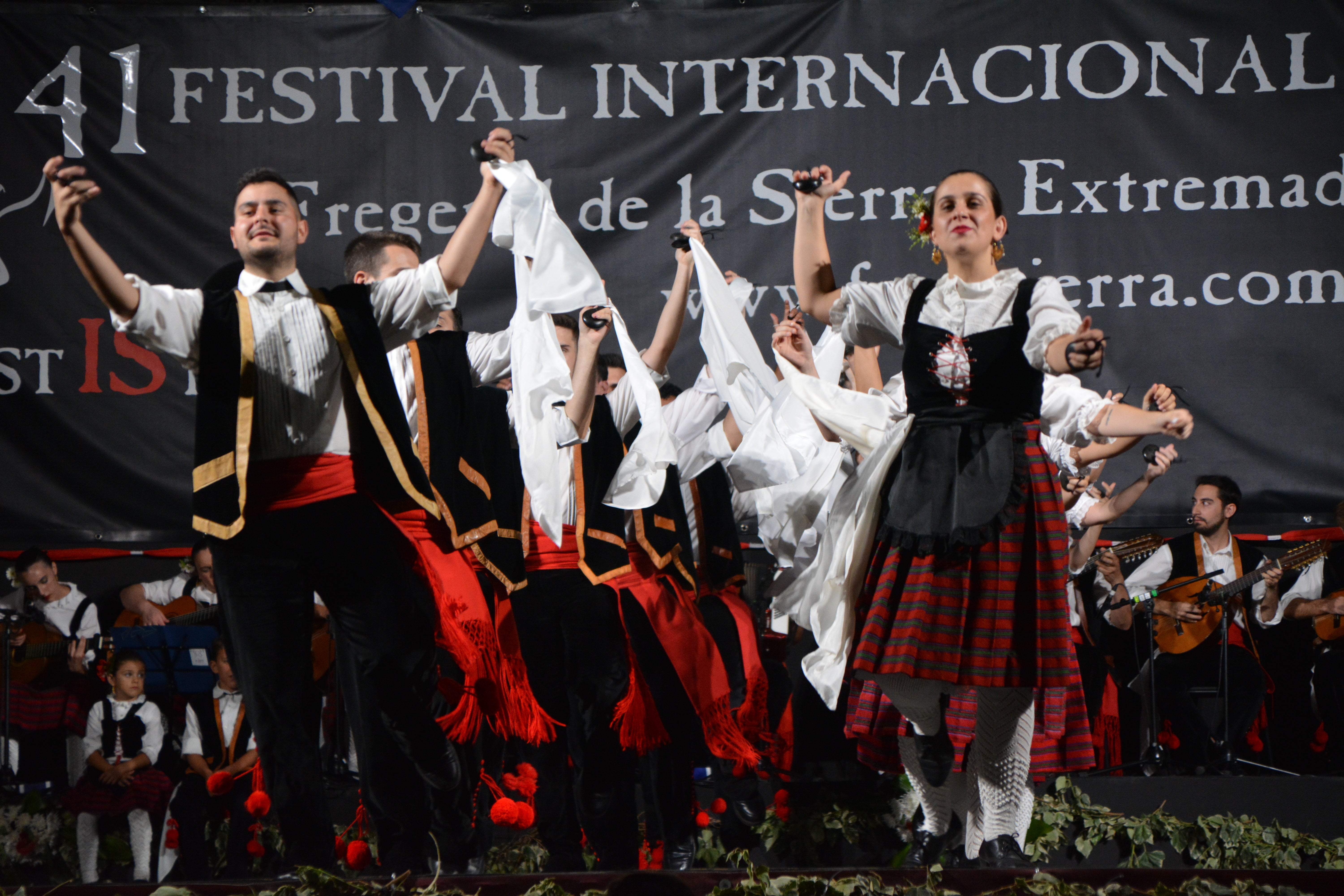 Lleno total para despedir el Festival Internacional de la Sierra