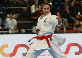 Paola García Lozano ganó la medalla de oro de kata en categoría femenina, durante el Campeonato de Europa de Kárate.