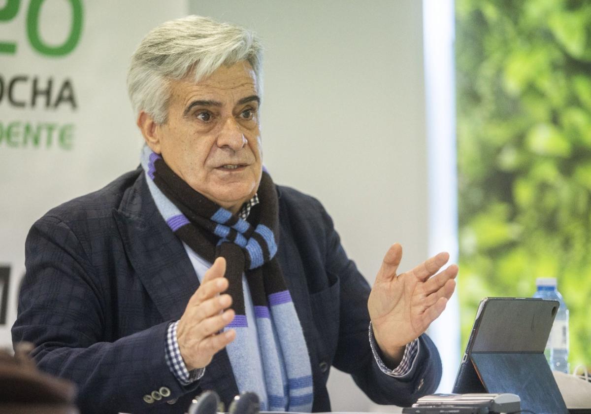 Pedro Rocha, del fútbol sala a encabezar el deporte rey Hoy Pedro Rocha, del fútbol sala a encabezar el deporte rey Hoy