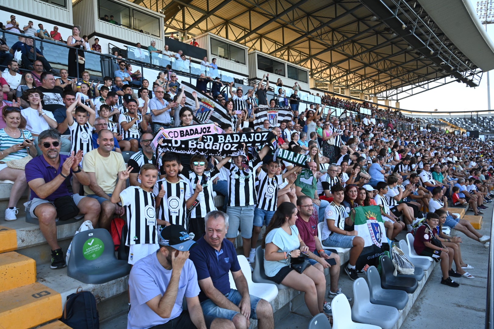 Así fue la presentación del CD Badajoz