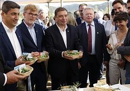 El ministro Planas con el resto de ministro europeos en la finca experimental de la UCO.