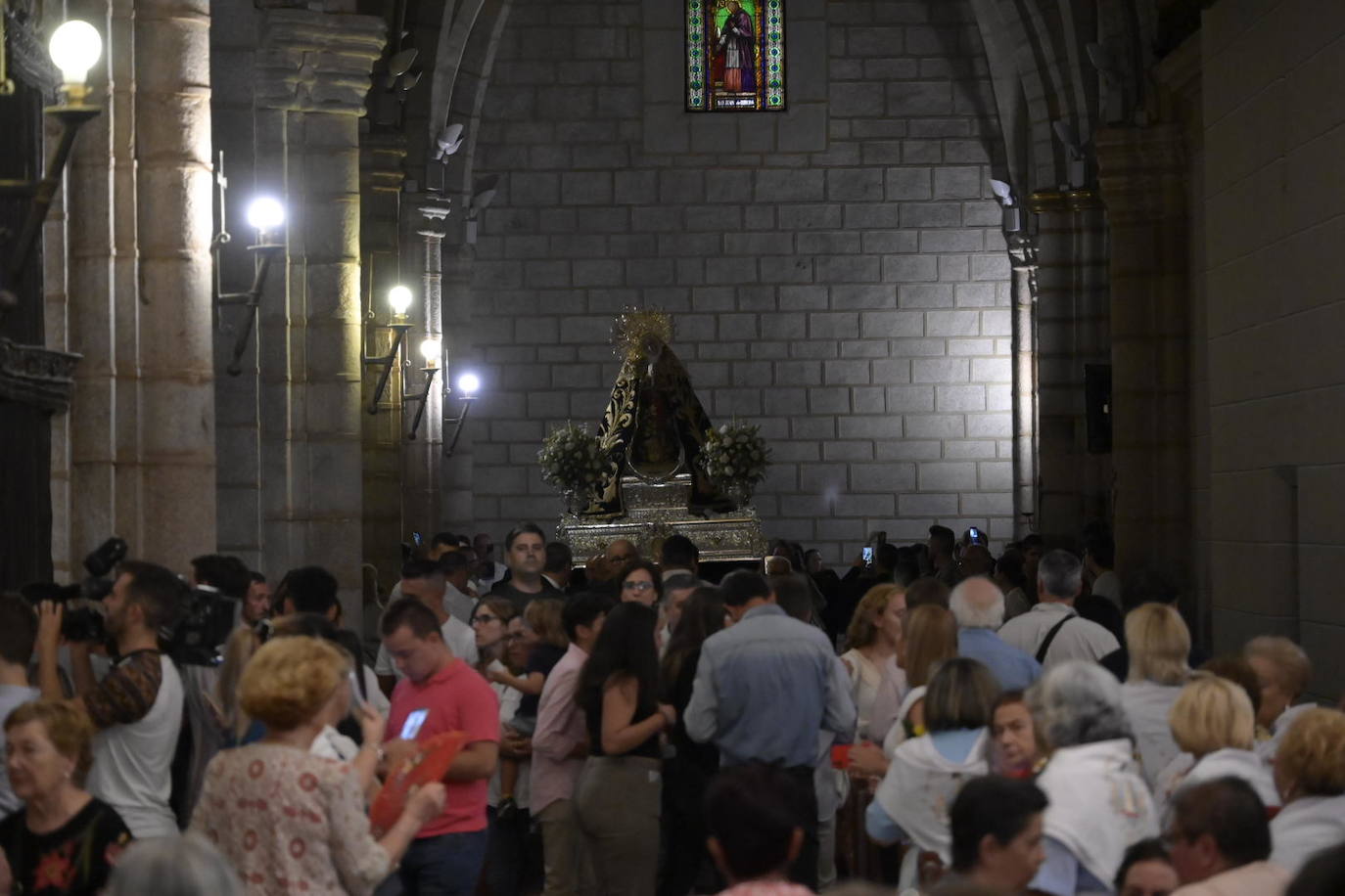 Las Hermandades de Bótoa y La Soledad hacen historia en Badajoz