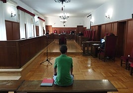 El acusado durante el juicio en la Audiencia Provincial de Badajoz.