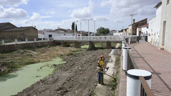 Imagen después - La Roca de la Sierra recupera la normalidad, pese al miedo a sufrir una nueva riada