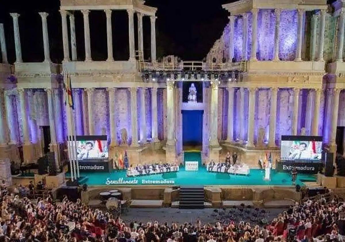 Extremadura comienza los actos del 8 de septiembre con la entrega de sus medallas este jueves