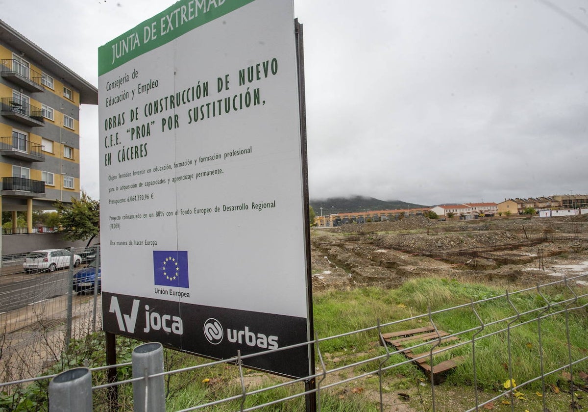 Las obras del nuevo centro de educación especial Proa en la barriada de Casa Plata están paralizadas.