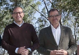 Rafael Mateos, a la izquierda, junto a Eduardo Gutiérrez, de Vox.
