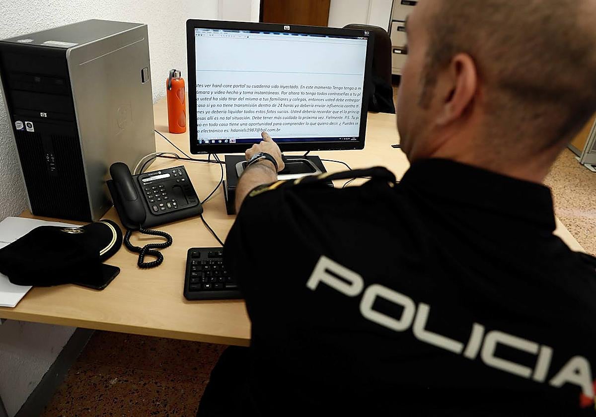 Marlaska asegura que la investigación por los falsos desnudos se gestiona «con toda la especialización»