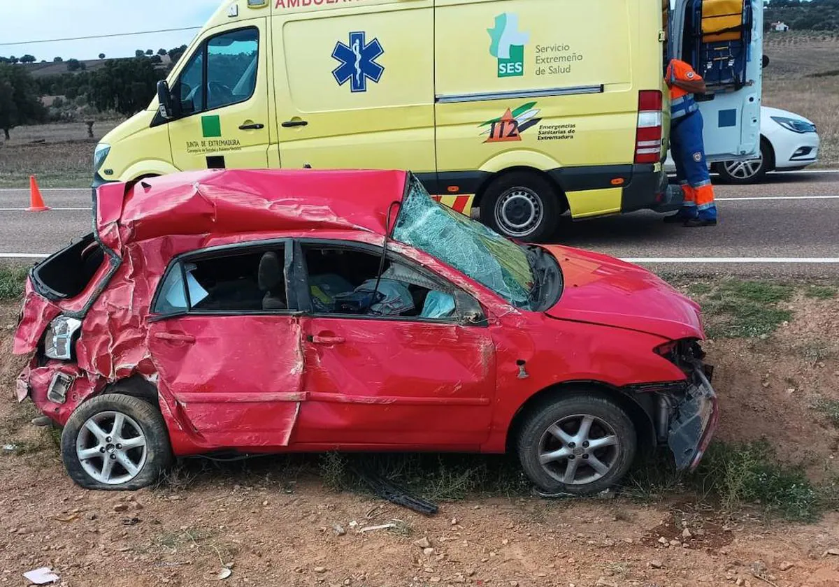 Una Mujer Resulta Herida En Un Accidente De Tráfico En Alburquerque Hoy