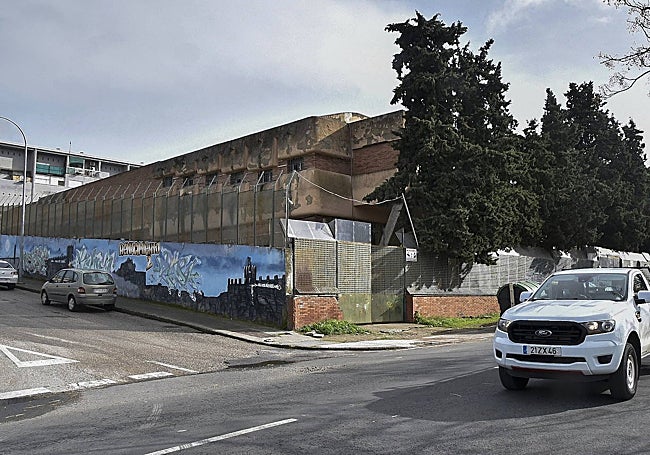 Exterior del centro de menores Marcelo Nesi de Badajoz.