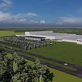 El consejero dice que todavía hay que ser prudente con la gigafactoría de Navalmoral