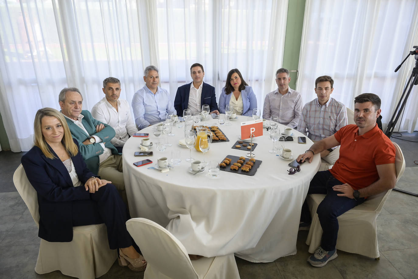 Jesús Labrador, Antonio Gallego, Antonio José García, Paqui Halcón, Fernando Segura, Pedro María González, Francisco Sánchez, José María Sánchez y Purificación García.