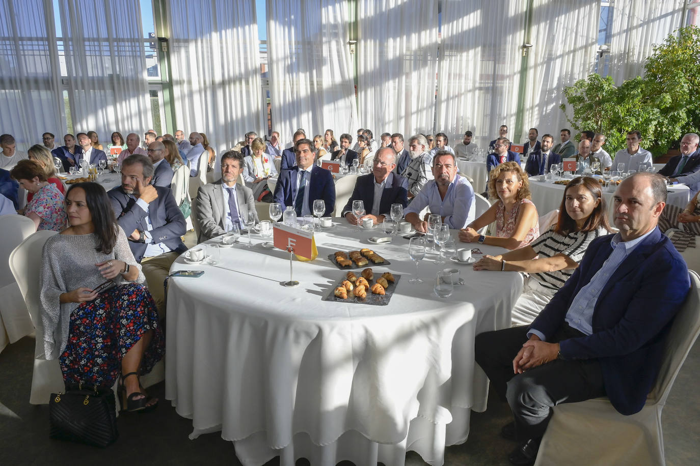 Eduardo Rodríguez, Eva Ruán, Olga Guerrero, Jorge Berrocal, Carlos Arce, Jorge Llano, Abraham Andrade, Raúl Soler y Sonia Cobos.