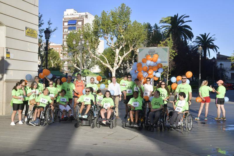 La carrera &#039;Badajoz en forma por la Igualdad&#039;, en imágenes