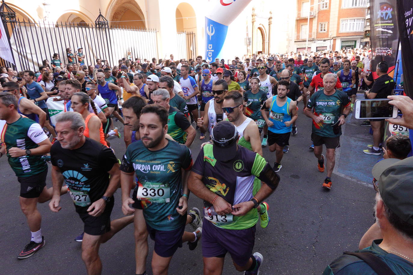 Búscate en las imágenes del cross popular El Pilar de Badajoz