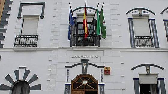 El Equipo de Gobierno de Calamonte realiza una auditoria para conocer la realidad de la economía local