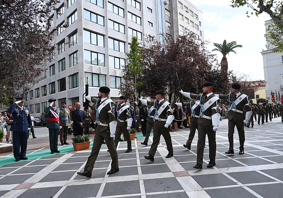 Imágenes del homenaje militar en San Francisco