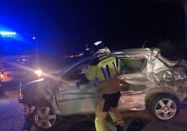 Un joven resultó herido en este accidente entre Higuera de la Serena e Higuera.