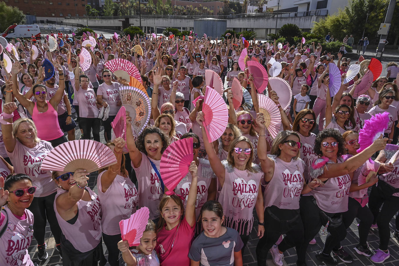 Masterclass de zumba organizada por la AECC en Badajoz