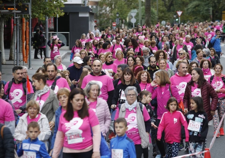 Miles de personas participaron en la Marcha, se vendieron 6.000 camisetas.