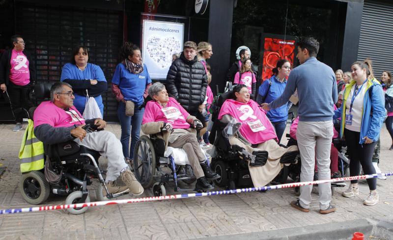 La Marcha Rosa de Cáceres, en imágenes (II)