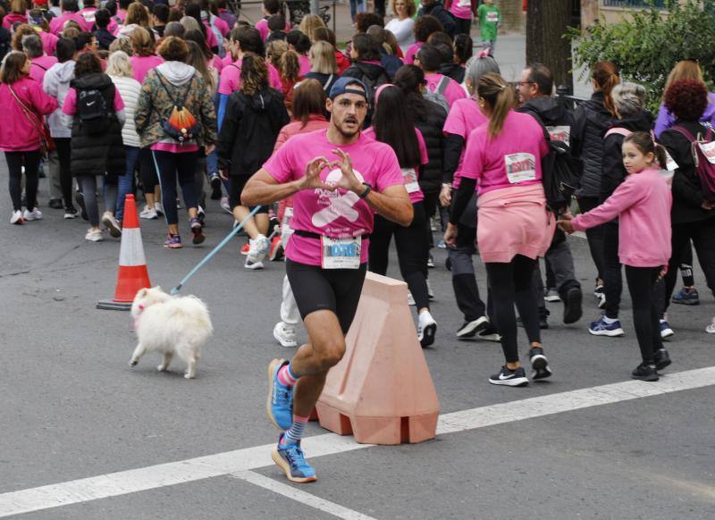 La Marcha Rosa de Cáceres, en imágenes (II)