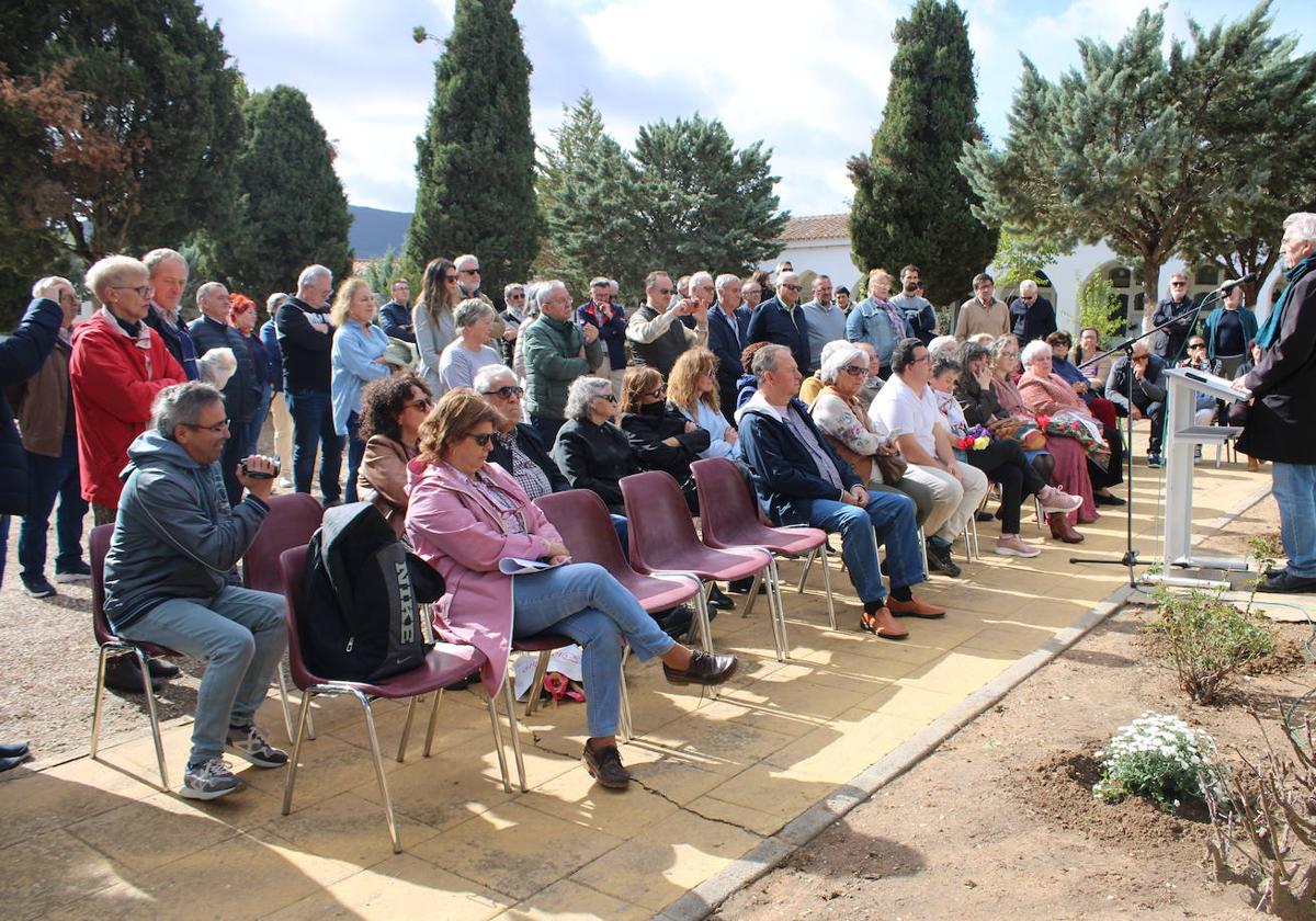 Llerena homenajea a los fusilados en la fosa del Romanzal