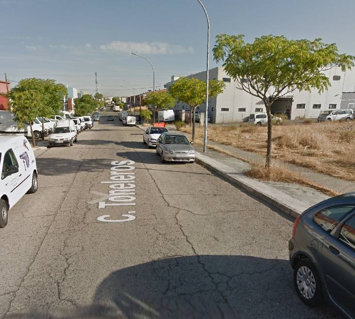 Imagen de la calle Toneleros del polígono industrial Las Capellanías.