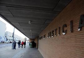 Un juzgado de Mérida condena a un hombre a dos años de cárcel por hacerse pasar por veterinario