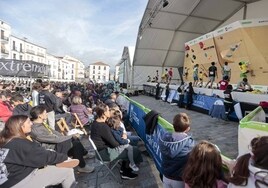 Una Plaza Mayor de Cáceres para llegar muy alto