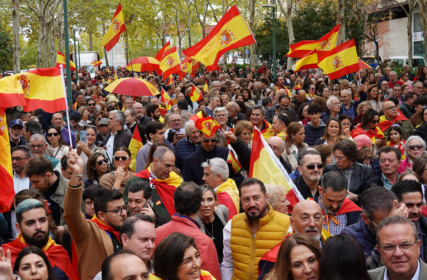 Gran afluencia en la manifestación del PP contra la amnistía en Badajoz