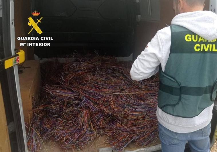 Dos detenidos por el robo de cableado telefónico que ha dejado sin servicio a Torrequemada