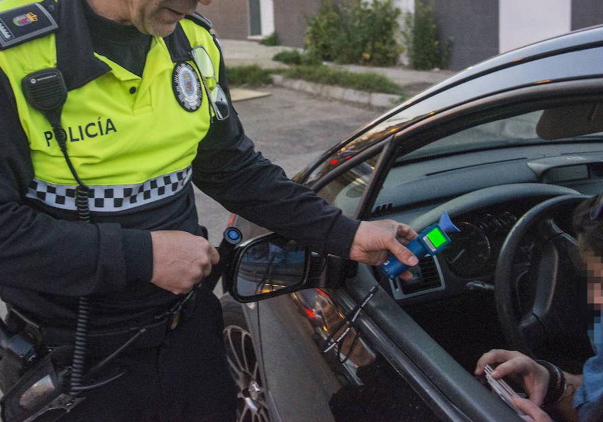 El 7 de los conductores sometidos a pruebas de alcohol en Badajoz dan positivo Hoy El 7 de los conductores sometidos a pruebas de alcohol en Badajoz dan positivo Hoy