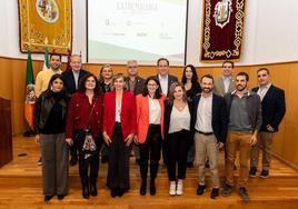 Antonio Huertas, presidente de Mapfre, clausura el II Foro Extremadura es futuro en un auditorio lleno de alumnos de la UEx.