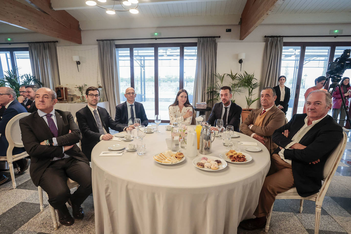 Fernando Moreno, Fernando Palacios, Ramón Jiménez, Mercedes Méndez, Manuel Frade, Fabriciano de Pablos y José María Hergueta