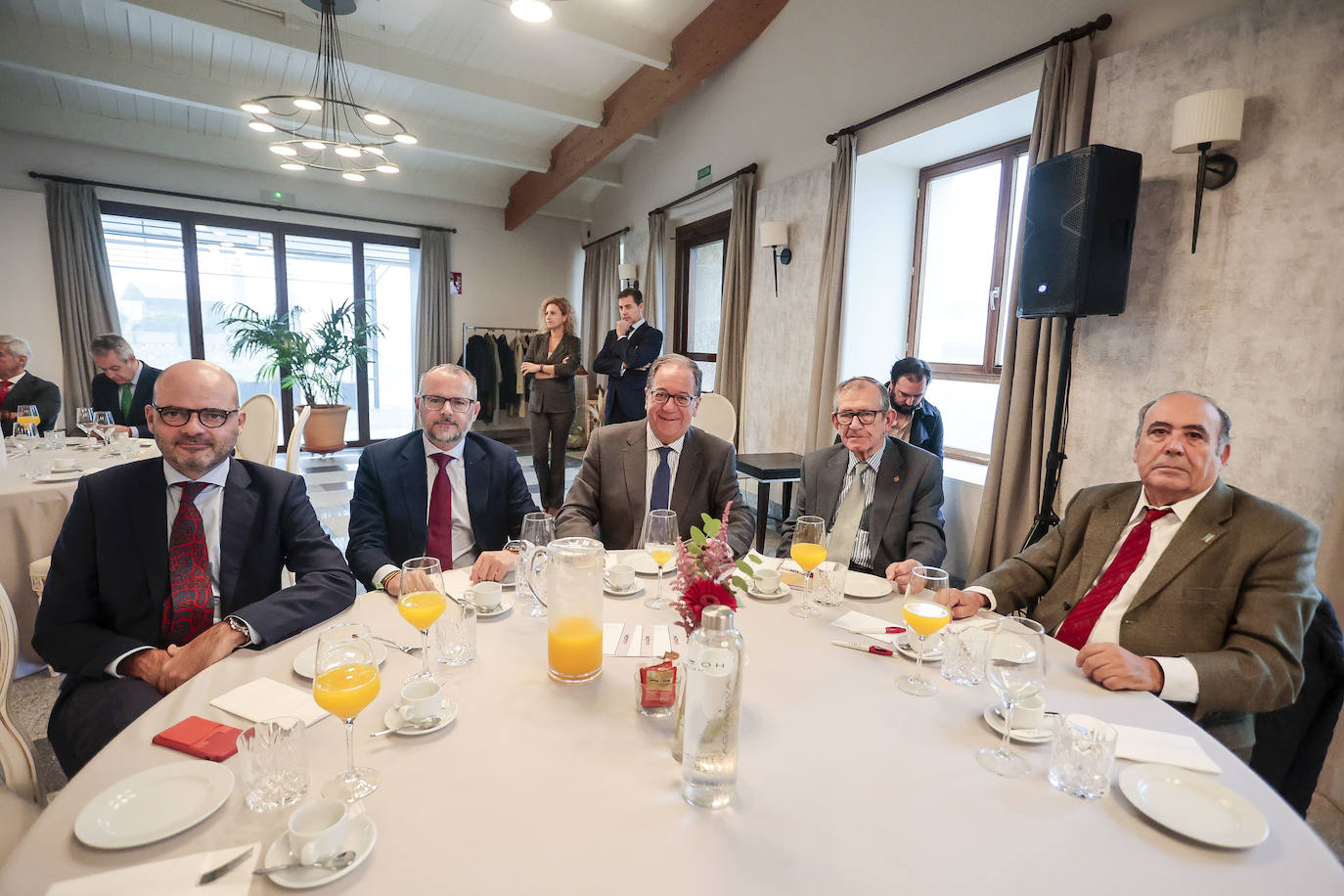 Justiniano Cortés, Francisco Castro, Cecilio Venegas, Gonzalo Barrientos y Miguel Ángel Fajardo
