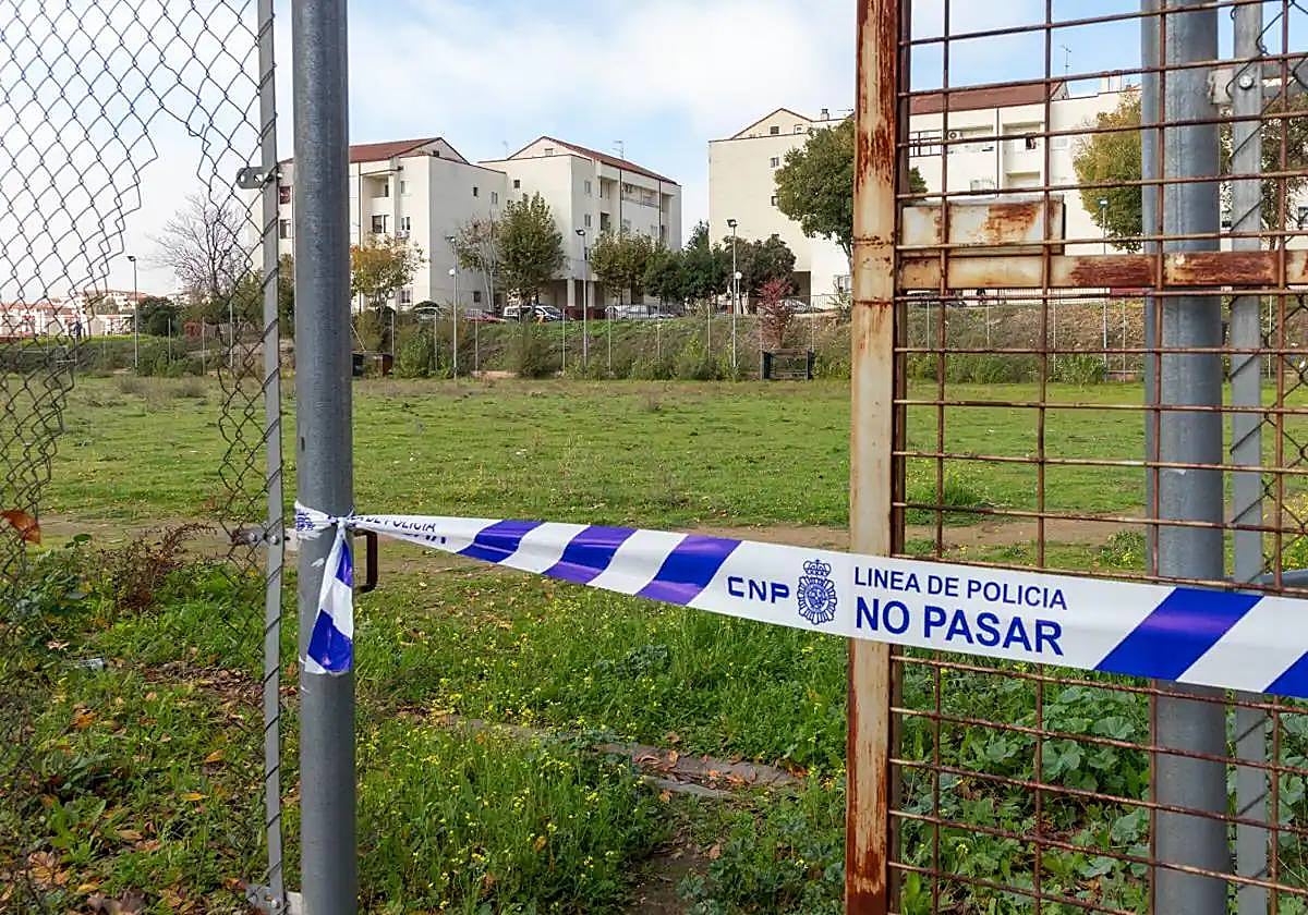 Campo de fútbol del barrio La Esperanza, donde se produjo el tiroteo.