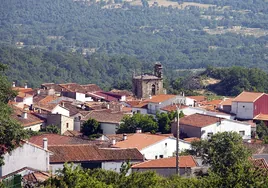 La afectada, de 89 años, vive en la localidad de Villamiel, en la Sierra de Gata.