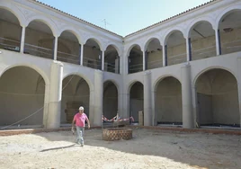 Obras de rehabilitación del convento San Pedro de Alcántara en una imagen de octubre.