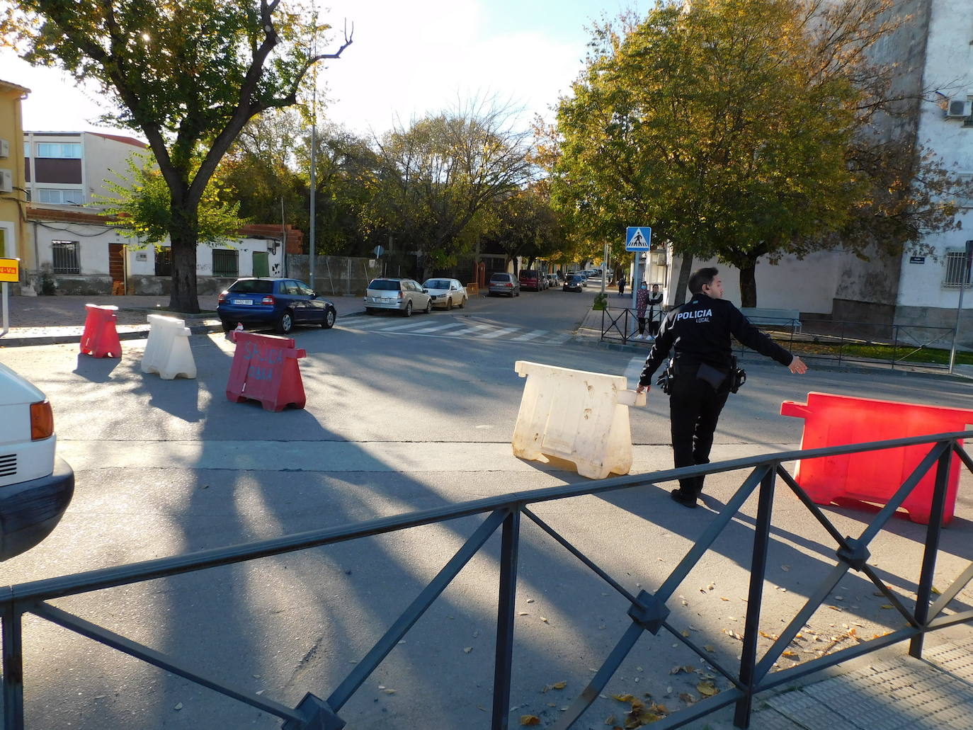 Unas obras provocan un escape de gas cerca de las vías del tren en Navalmoral