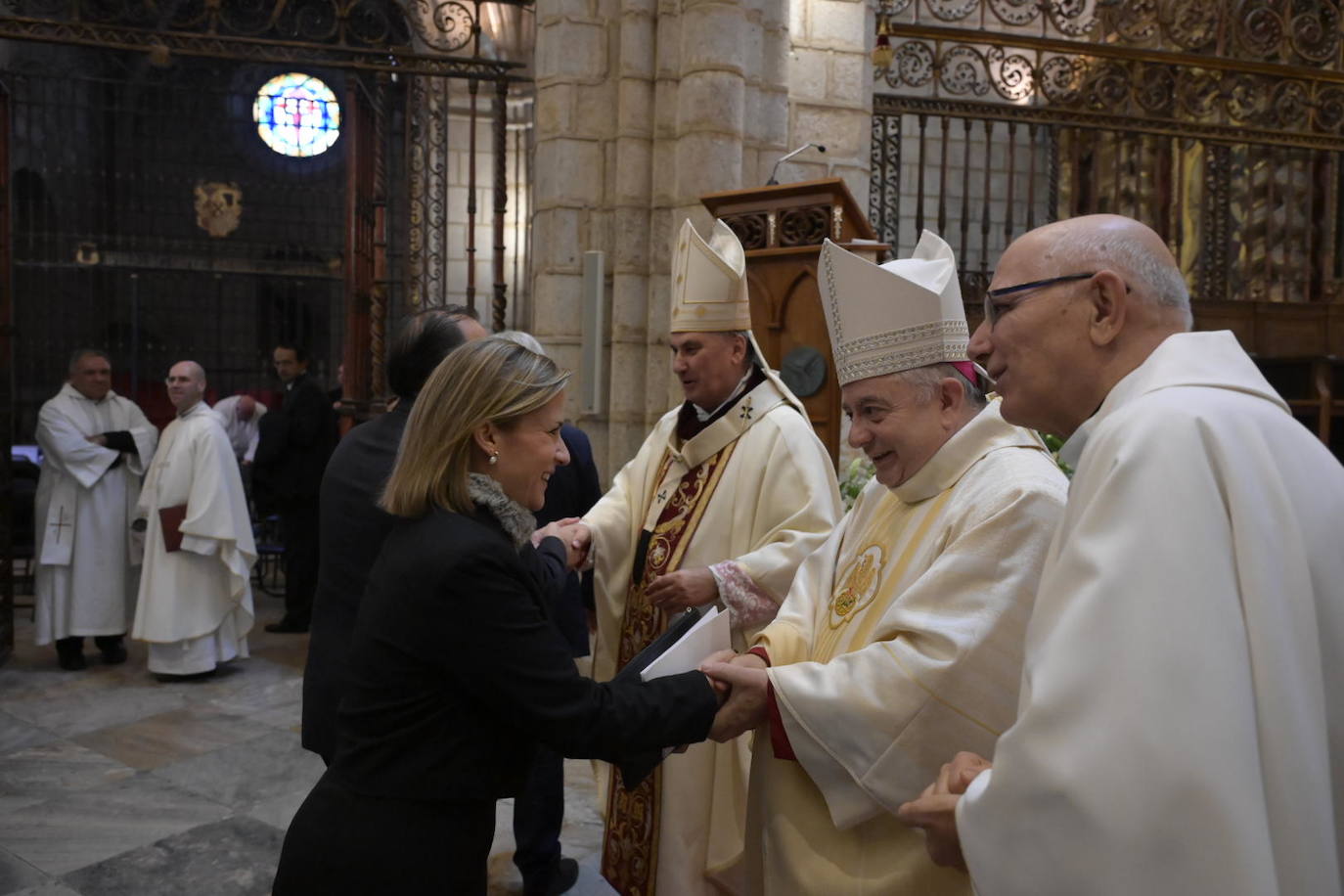 Toma de posesión del arzobispo de Mérida-Badajoz, José Rodríguez Carballo, en la Catedral