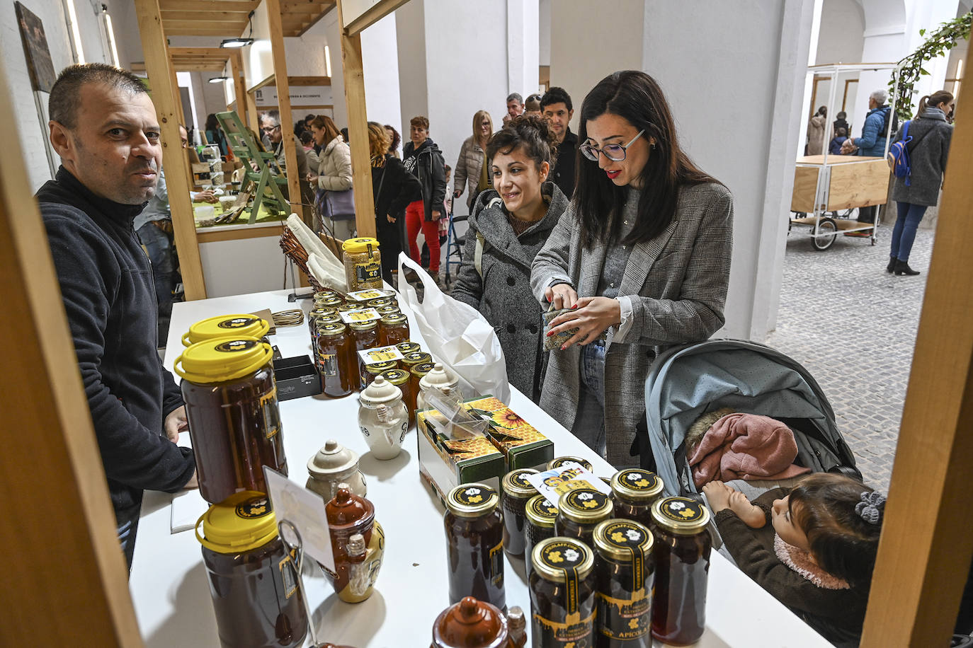 Solidaridad a golpe de migas