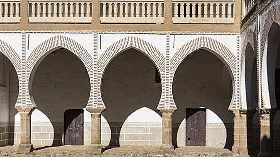 Un paseo por Abadía: el palacio de Sotofermoso y la riqueza de la Cañada Real