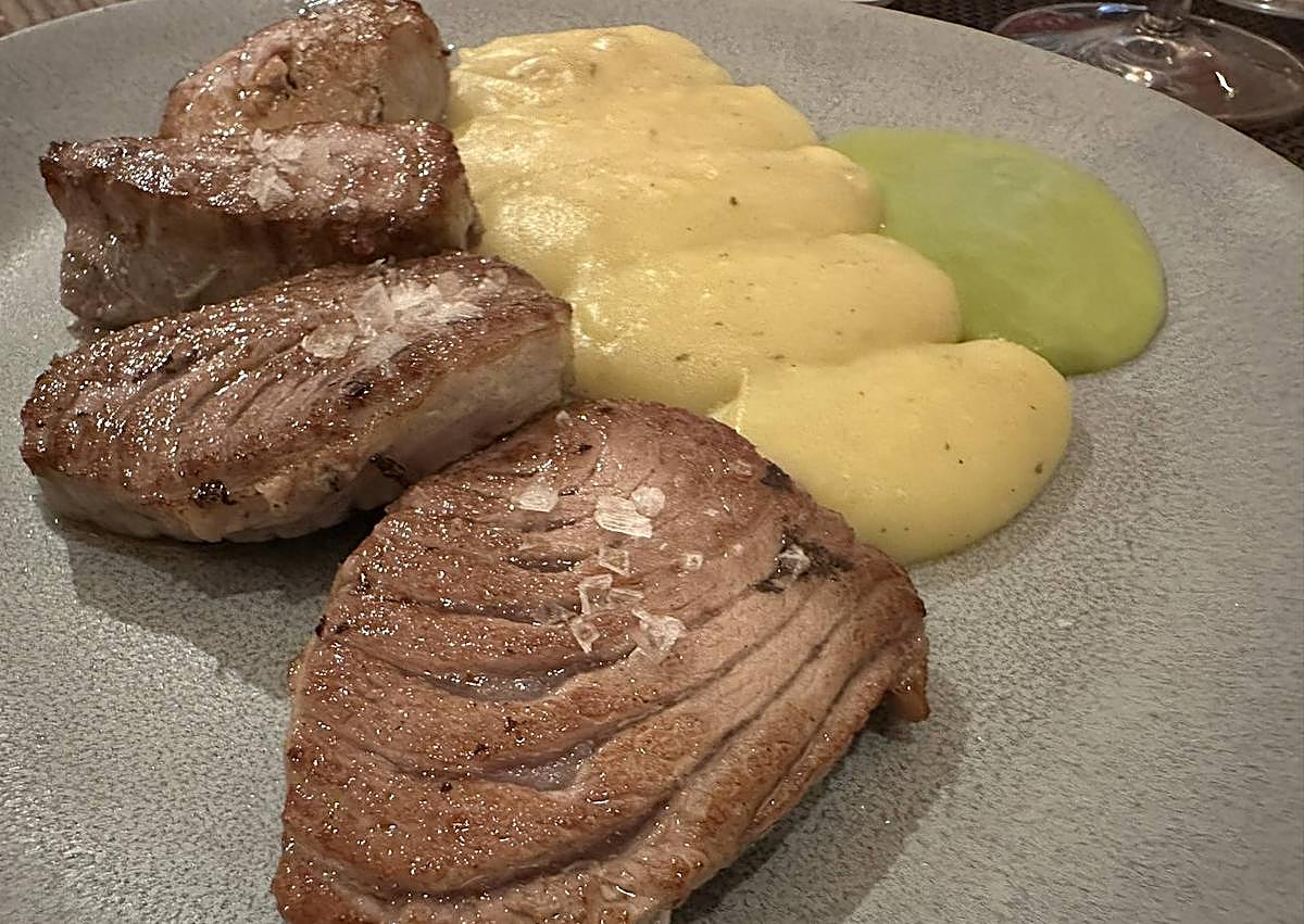 Imagen secundaria 1 - Brandada, morrillo de atún y pluma, algunos de los platos favoritos del experto.