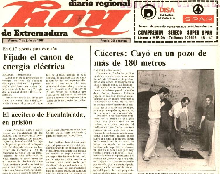 Primera página del Diario HOY del 7 de julio de 1981 con la noticia de la muerte del muchacho de 16 años. En la imagen un vecino levanta la trampilla del pozo por donde se cayó Juan Carlos González Palacios.