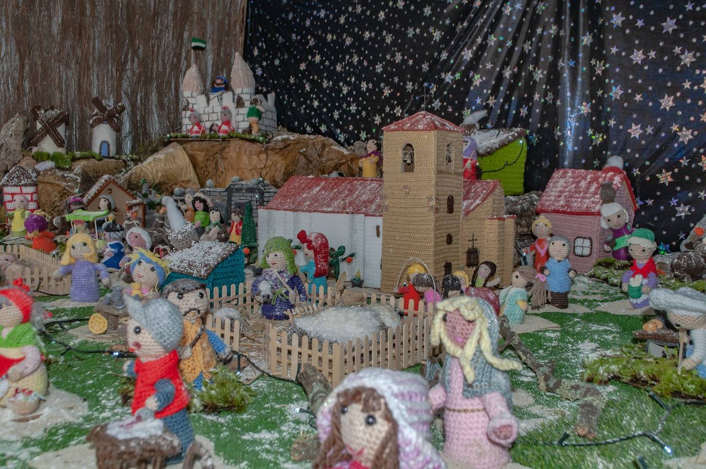 Belén de ganchillo en Casas de Miravete
