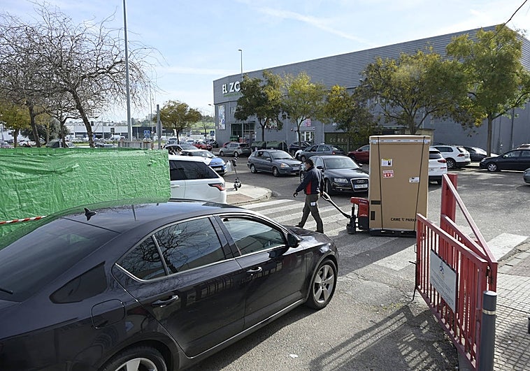Las barreras y las torres de pago serán colocadas esta semana.