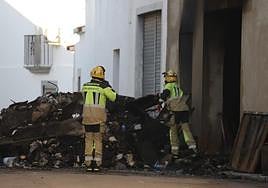Segundo día de búsqueda en la casa incendiada en Zalamea